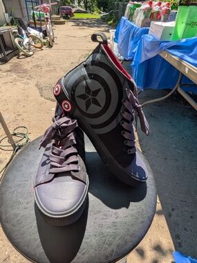 Marvel Black and Red Captain Shield High-Top Men's Sneakers